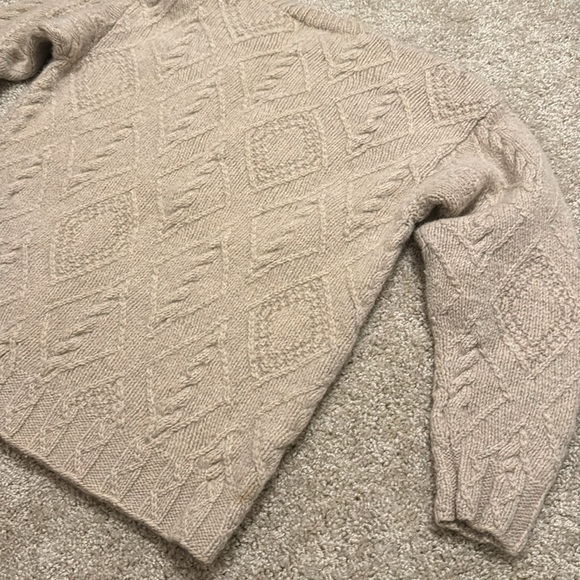 Outback Red 100% Wool Sweater size M Fisherman Natural Winter snowflake - Picture 7 of 7
